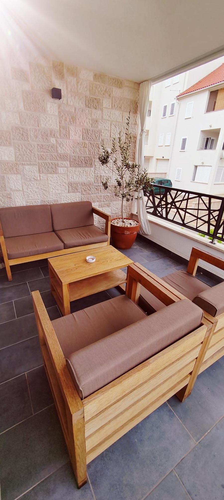 L&L Apartmani 1 Bol Exterior foto